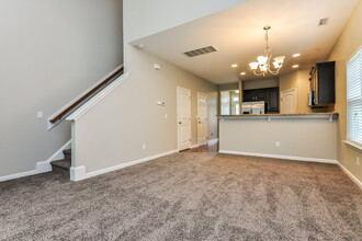 636 Smith Ridge Way in Fuquay Varina, NC - Building Photo - Building Photo