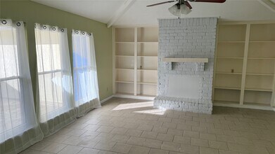 7706 Winter Glen Ln in Houston, TX - Building Photo - Building Photo