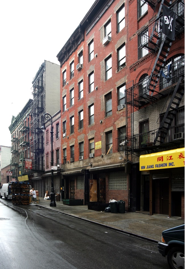 23 Ludlow St