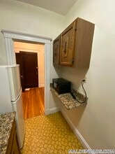 17-19 Washington St., Unit 306 in Malden, MA - Foto de edificio - Building Photo