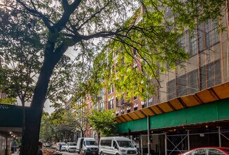 340 W 19th St in New York, NY - Foto de edificio - Building Photo