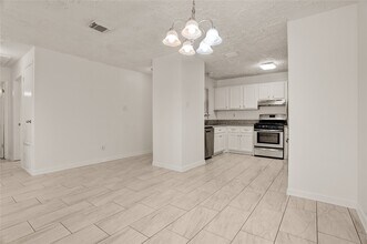 5437 Ridge Wind Ln in Houston, TX - Building Photo - Building Photo