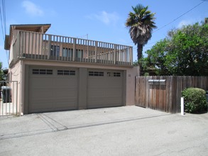 111 Avenida Del Reposo in San Clemente, CA - Building Photo - Building Photo