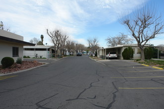 Miracle Mile Mobile Home Park in Las Vegas, NV - Building Photo - Building Photo