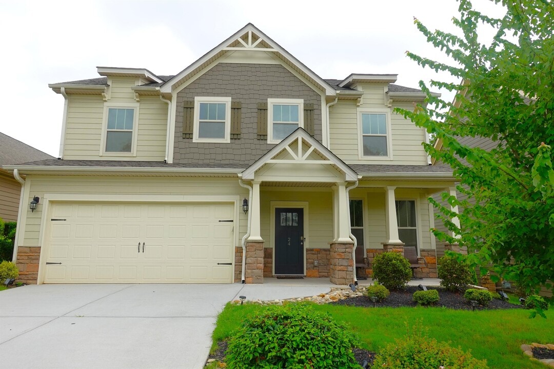 24 Noble Wing Ln in Taylors, SC - Building Photo