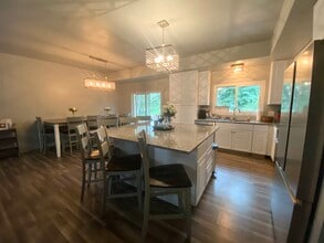 23 Concord Dr in Saratoga Springs, NY - Building Photo - Building Photo