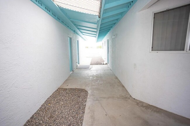 2290 Seabring Dr in Lake Havasu City, AZ - Building Photo - Building Photo