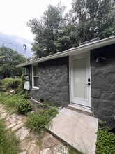 40 Anthony St in Austin, TX - Building Photo - Building Photo