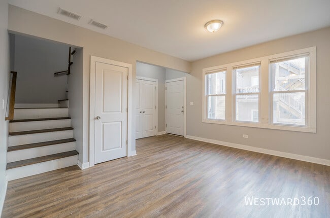 3756 W George St in Chicago, IL - Building Photo - Building Photo