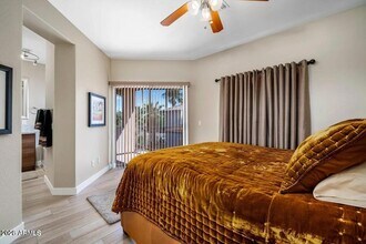 2019 E Campbell Ave in Phoenix, AZ - Foto de edificio - Building Photo