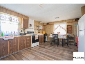16045 S Apache Trail in Mayer, AZ - Building Photo - Building Photo