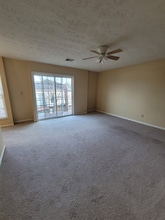 1310 Louisville Rd in Frankfort, KY - Foto de edificio - Building Photo