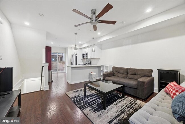 property at 1138 MOUNT VERNON St