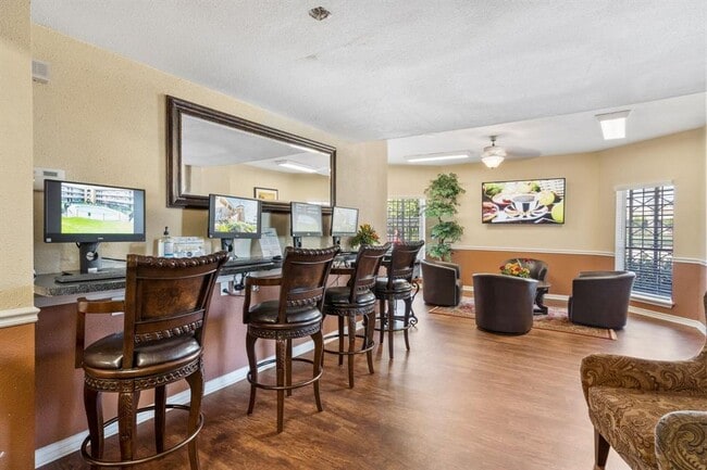 property at 6259 Westheimer Rd