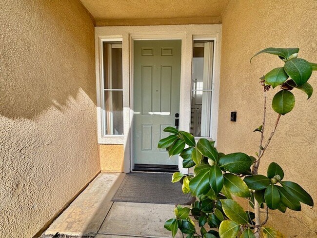 417 Morado Pl in Oxnard, CA - Building Photo - Building Photo