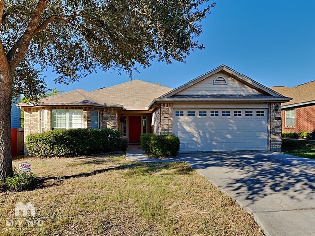 property at 4611 Echo Lake Dr