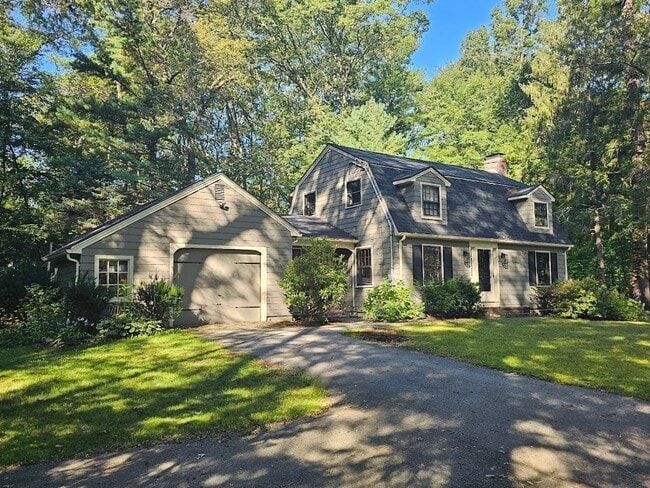 22 Brentwood Rd in Chelmsford, MA - Building Photo - Building Photo