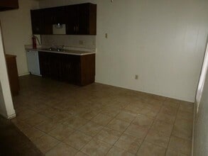 927 Minter Ln in Abilene, TX - Foto de edificio - Building Photo