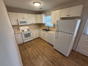 2725 Laguna Ave in Winston-Salem, NC - Building Photo - Building Photo