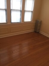 5653 N Spaulding Ave in Chicago, IL - Foto de edificio - Building Photo