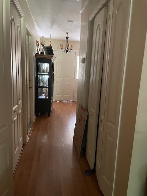 property at 1319 Blakemore Ct E