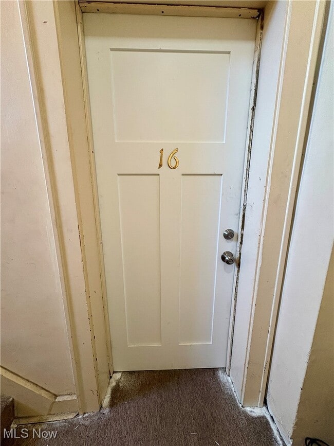 16 N Richview Ave in Youngstown, OH - Foto de edificio - Building Photo