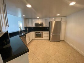 9777 Westview Dr in Coral Springs, FL - Building Photo
