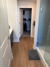 330 E Roosevelt St, Unit 2026 in Phoenix, AZ - Foto de edificio - Building Photo