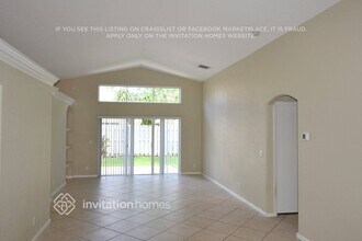 4116 Torres Cir in West Palm Beach, FL - Building Photo - Building Photo