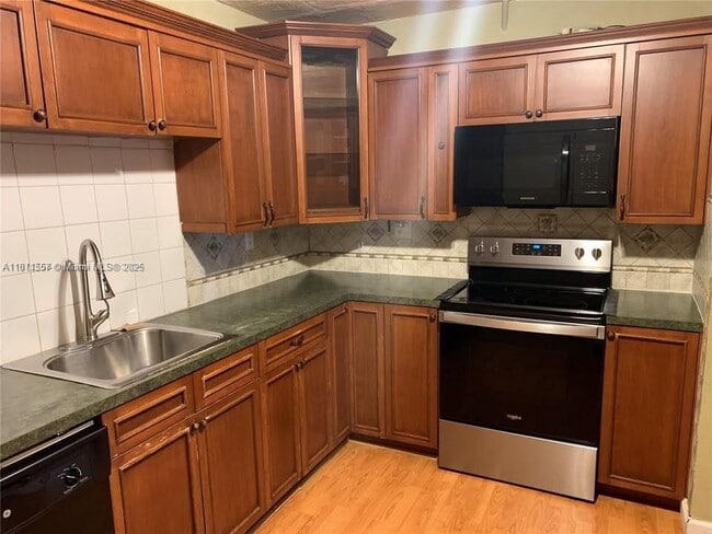 2701 Utopia Dr in Miramar, FL - Building Photo - Building Photo