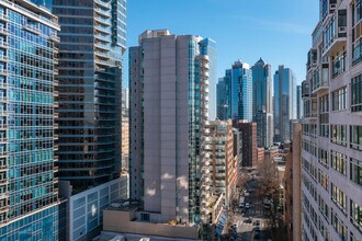 One Pacific Towers in Seattle, WA - Building Photo - Building Photo