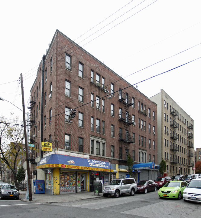 2077 Anthony Ave in Bronx, NY - Building Photo