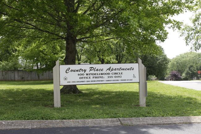 Country Place Apartments in Smyrna, TN - Foto de edificio - Building Photo