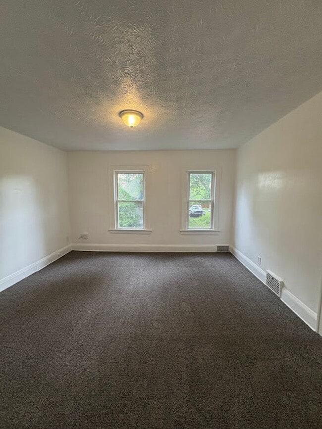 840 Work Dr in Akron, OH - Building Photo - Building Photo