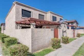 4024 W Reade Ave in Phoenix, AZ - Building Photo - Building Photo