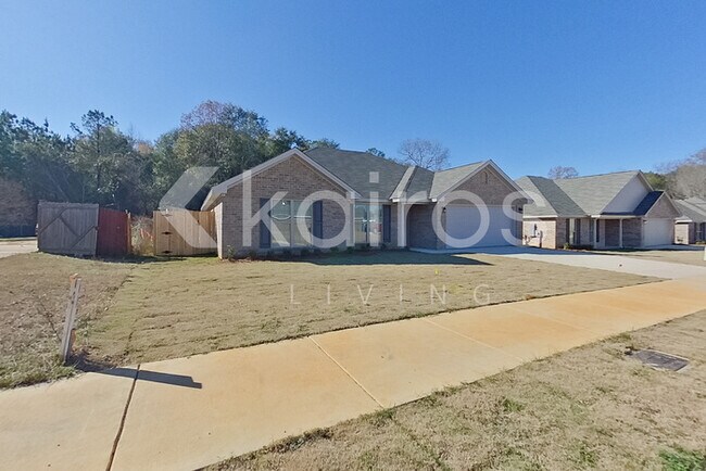 251 Magnolia Dr in Prattville, AL - Building Photo - Building Photo