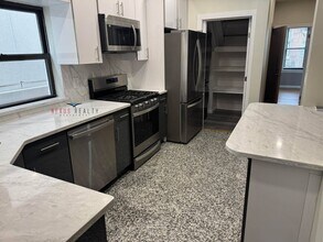 19-22-22 21st Rd in Queens, NY - Building Photo - Building Photo