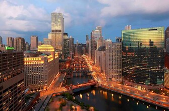 Wolf Point West in Chicago, IL - Building Photo - Building Photo