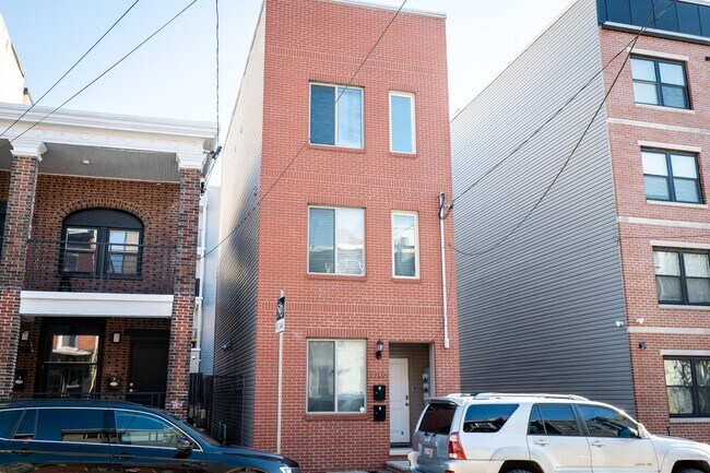 3708 Haverford Ave, Unit 1, Unit 1