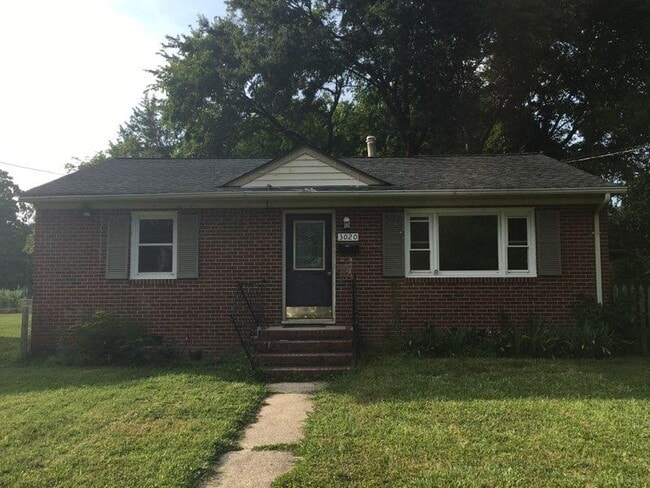 property at 3020 Putney Rd