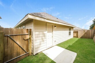 14044 Lahontan Dr in Shenandoah, TX - Building Photo - Building Photo