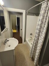 24 S Market St, Unit 24 S Market St in Mechanicsburg, PA - Foto de edificio - Building Photo