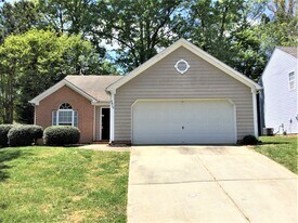 7517 Lullwater Cv in Huntersville, NC - Building Photo