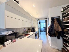 651 New York Ave in Brooklyn, NY - Building Photo - Building Photo