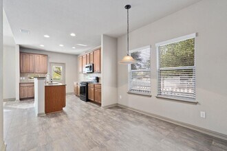 223 Cleveland in Kyle, TX - Building Photo - Building Photo