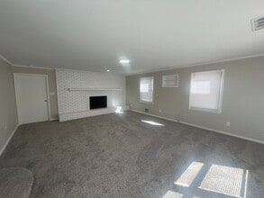 2488 NC-16 in Newton, NC - Building Photo - Building Photo