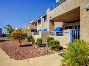 7932 E Colette Cir in Tucson, AZ - Building Photo - Building Photo