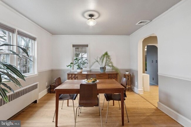 property at 1420 Lawndale Ave