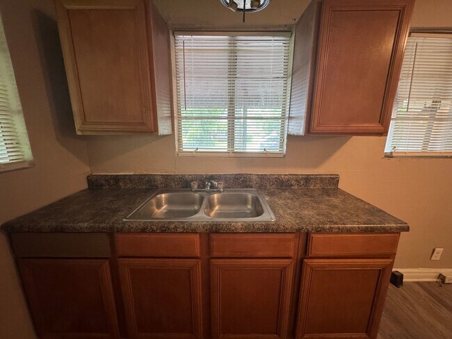 122 Gwin Ave in Bessemer, AL - Building Photo - Building Photo