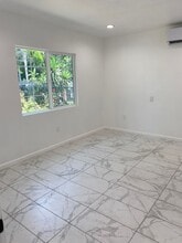 6447 Gaviota Ave in Los Angeles, CA - Building Photo - Building Photo
